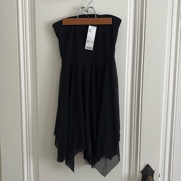 Urban Outfitters Black Strapless Dress - Picture 2 of 6